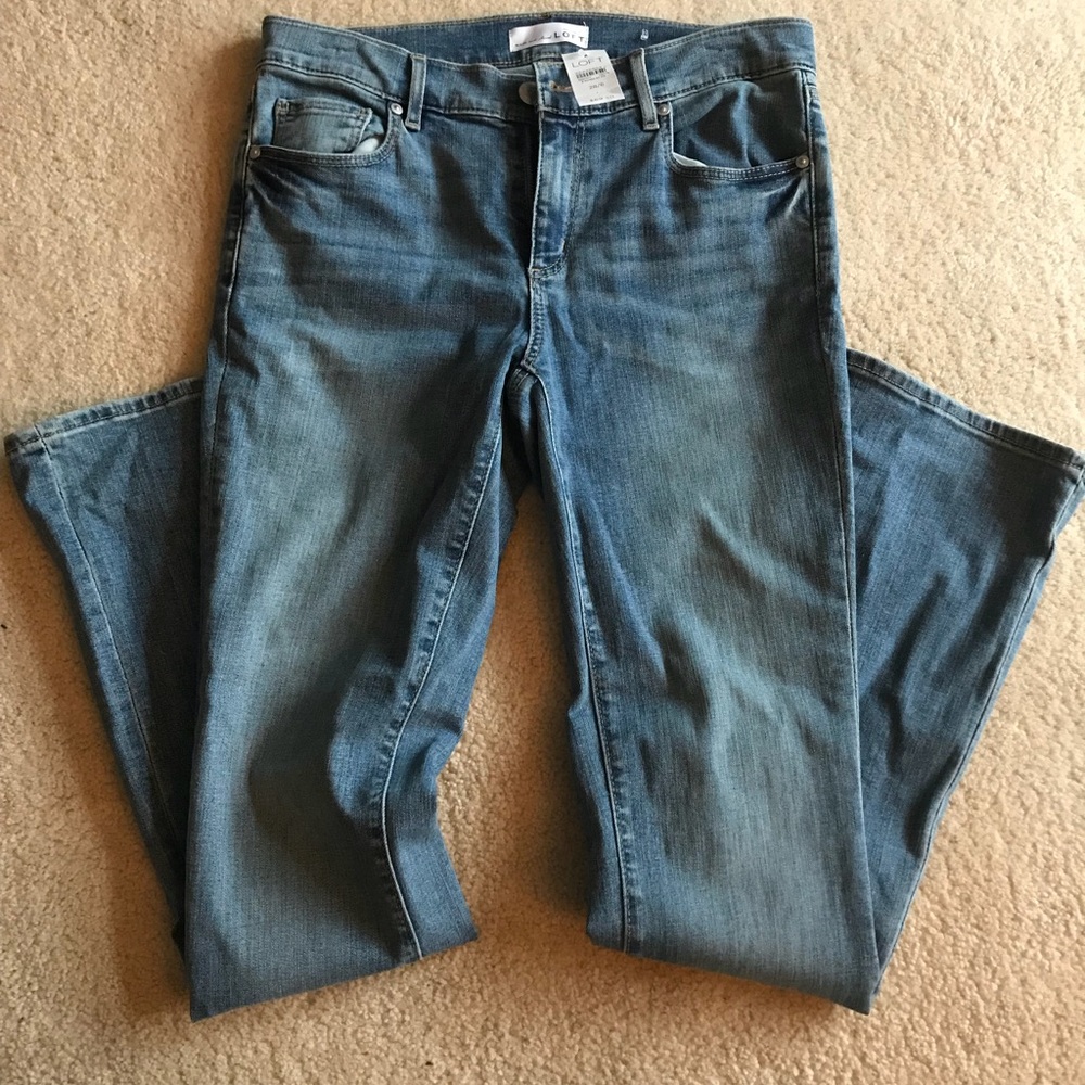 NWT Loft Modern Boot Cut Jeans Size 6